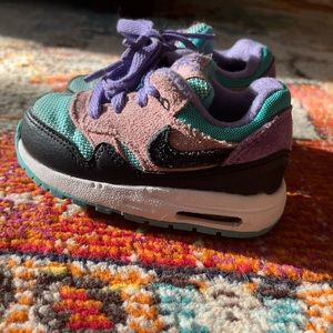 Toddler Nike Air Max! Size 5C